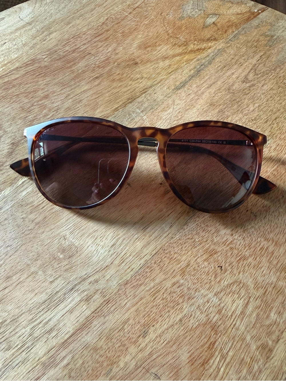 Unbranded classic round/oval tortoise-shell style polarized sunglasses